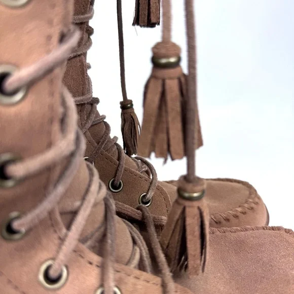 LL Bean tall suede tan moccasin boots shearling lined lace up w fringe. Sz 7.5 - Picture 10 of 14